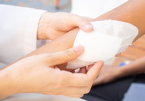 How to Treat Wounds That Won’t Heal Naturally and Medically for Faster Healing